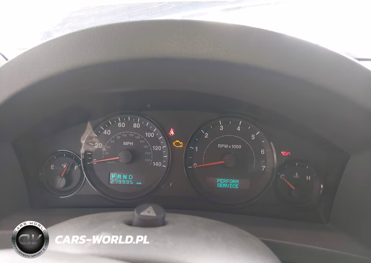 2005 Jeep Grand Cherokee Laredo VIN:1J4GR48K65C721862 - 7