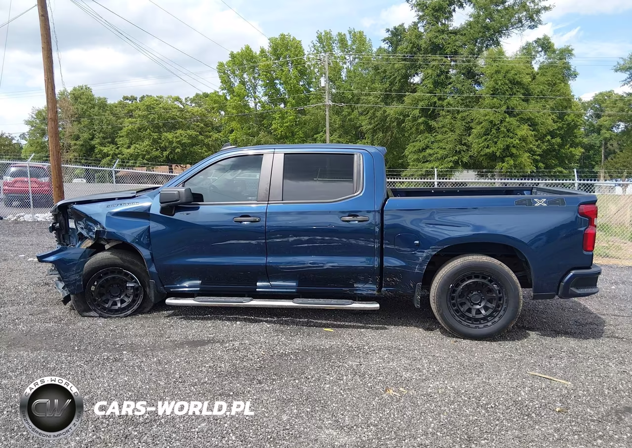 2021 Chevrolet Silverado 1500 4Wd Short Bed Custom VIN:3GCPYBEK7MG323749 - 14