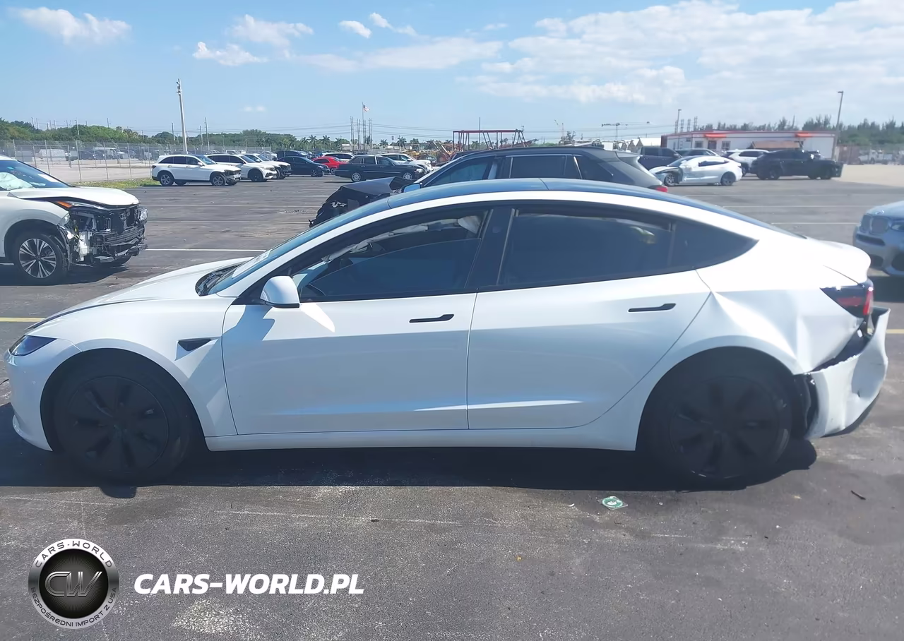 2026 Tesla Model 3 Premium Rear-Wheel Drive-Rear-Wheel Drive VIN:5YJ3E1EA7TF163286 - 14