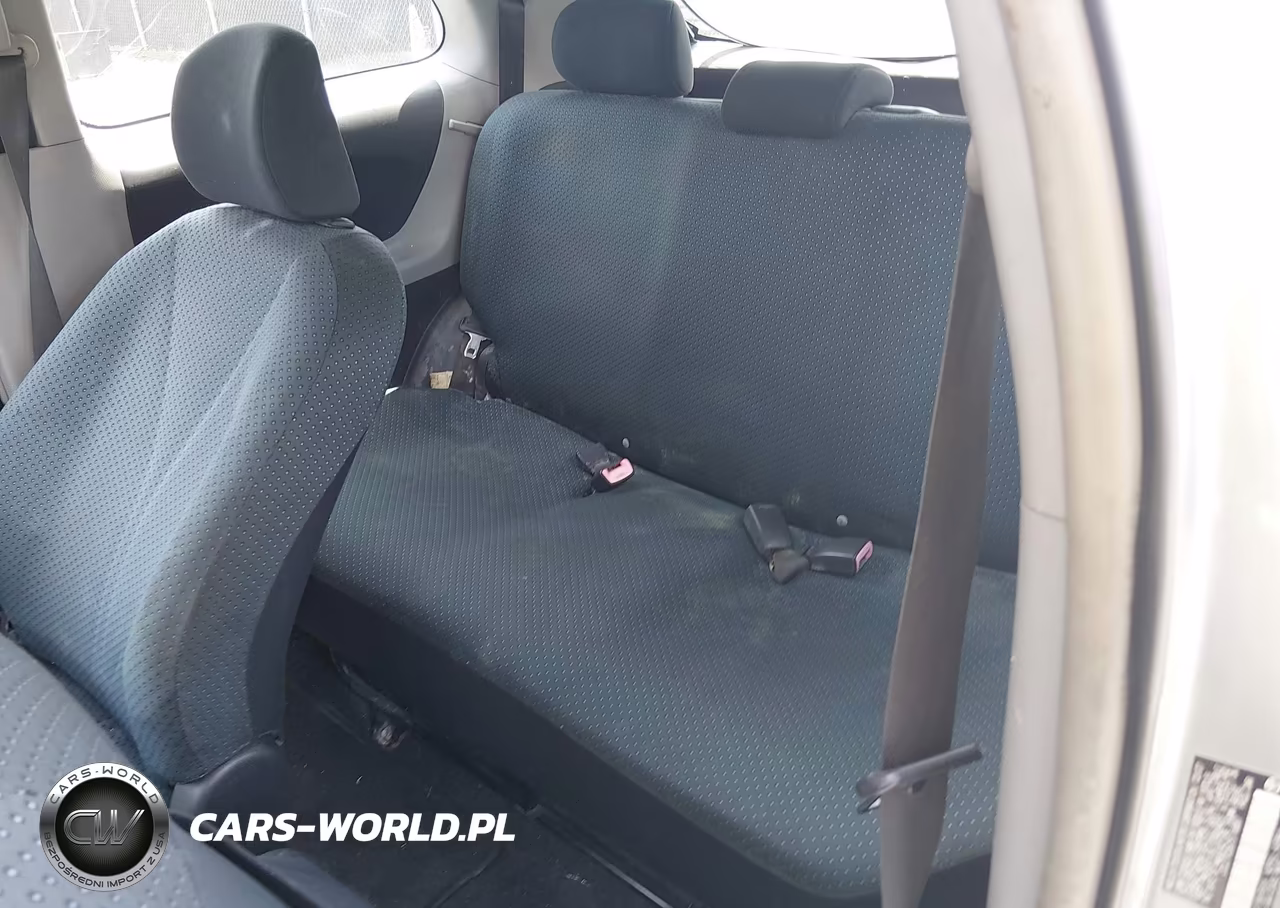 2007 Toyota Yaris VIN:JTDJT923675116887 - 8
