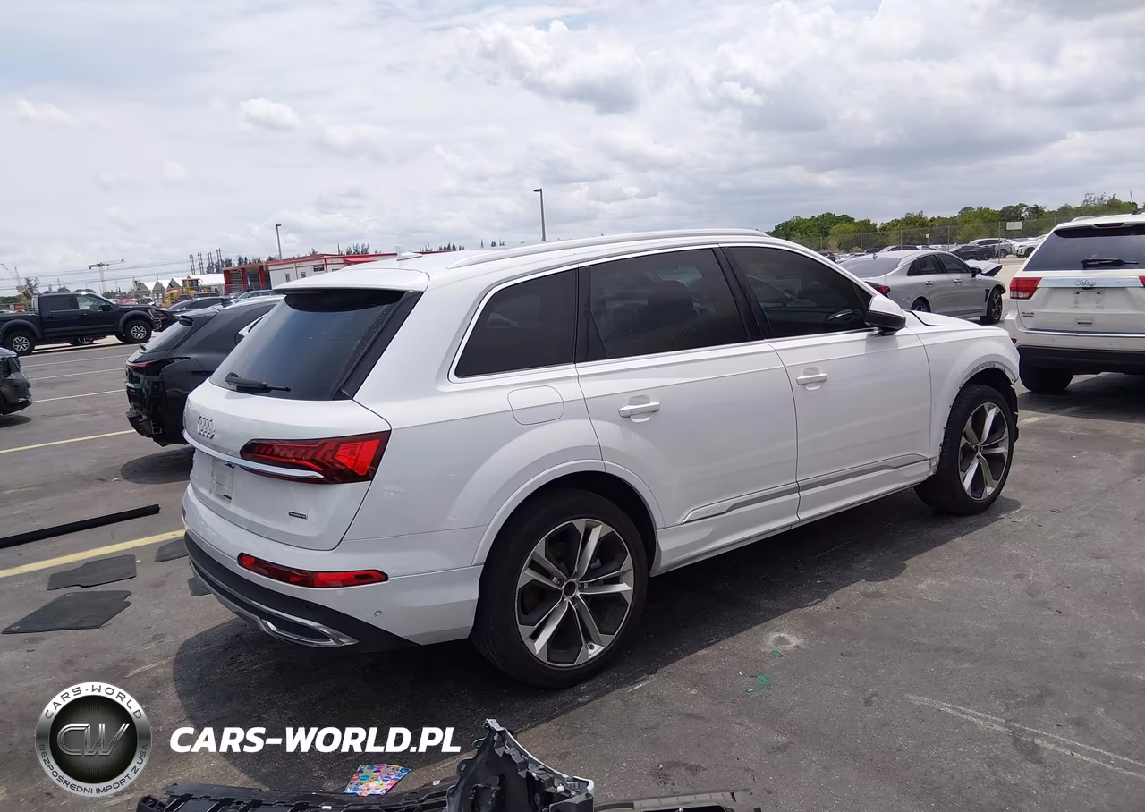 2023 Audi Q7 Premium Plus 55 Tfsi Quattro Tiptronic VIN:WA1LXBF7XPD012985 - 4