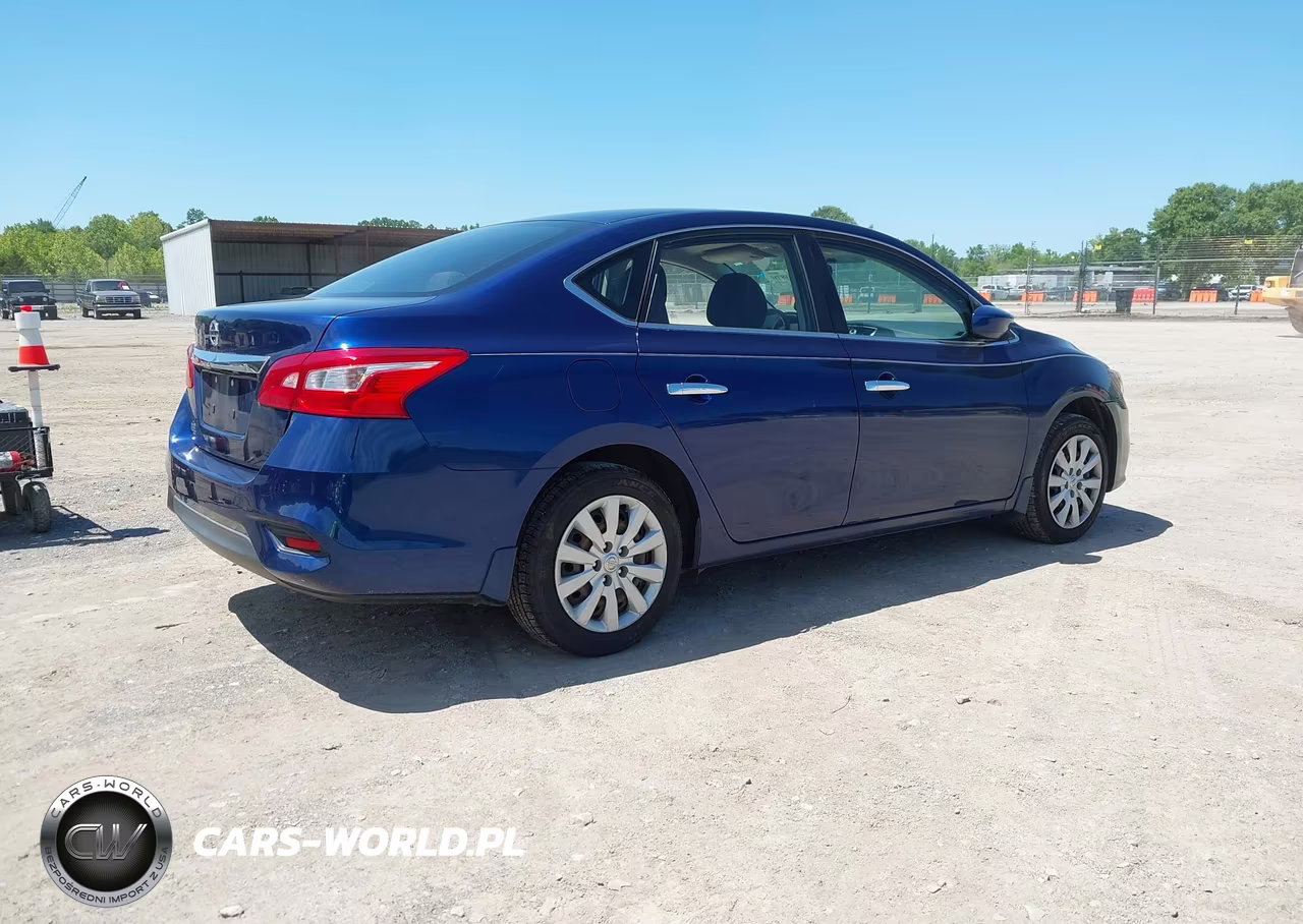 2016 Nissan Sentra S VIN:3N1AB7AP0GY335362 - 4