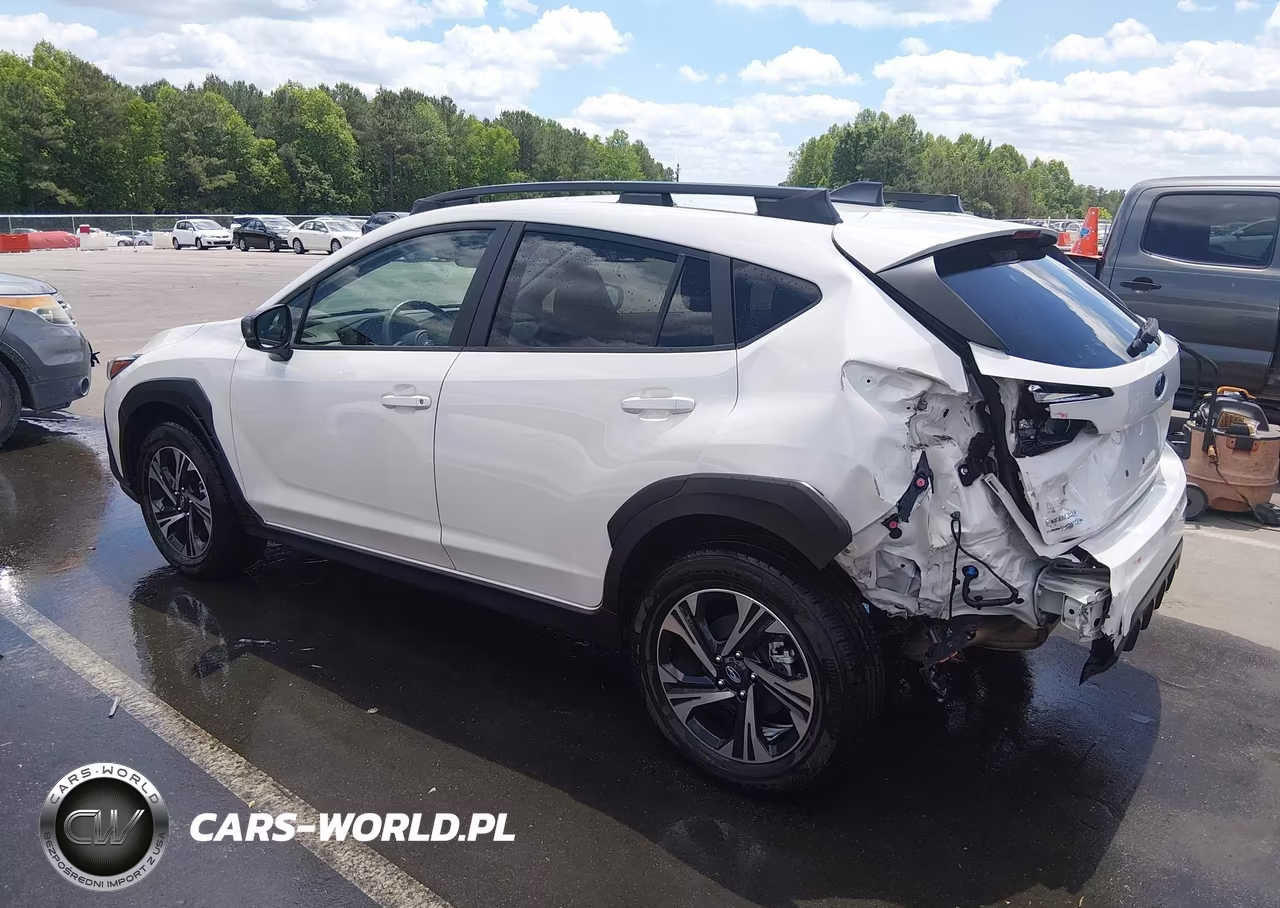 2024 Subaru Crosstrek Premium VIN:JF2GUADC9R8387757 - 3