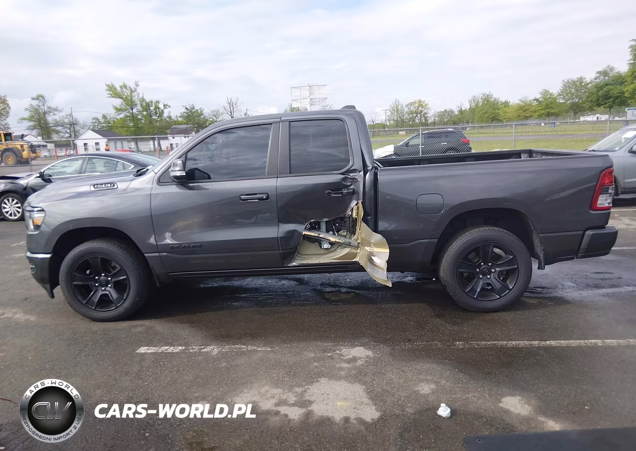 2020 Ram 1500 Big Horn 4X4 6'4 Box VIN:1C6RRFBG0LN325725 - 14