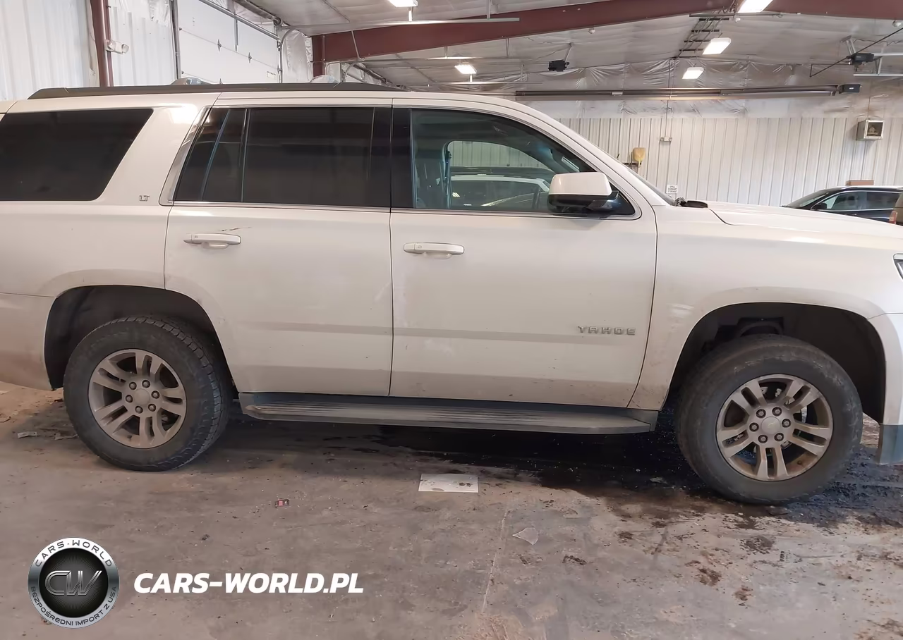 2015 Chevrolet Tahoe Lt VIN:1GNSKBKC9FR102544 - 13