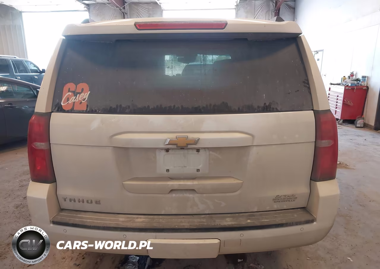 2015 Chevrolet Tahoe Lt VIN:1GNSKBKC9FR102544 - 16