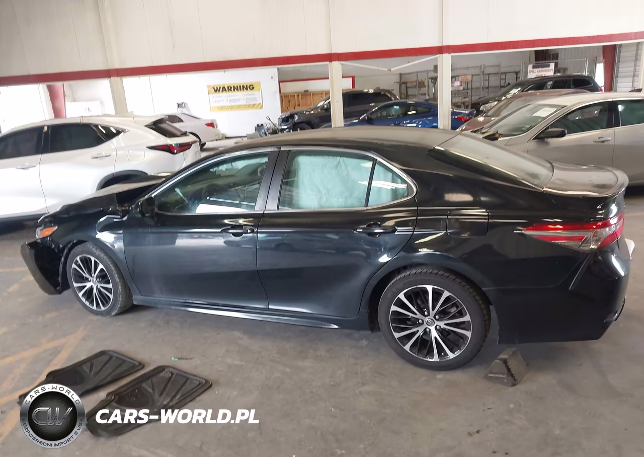 2018 Toyota Camry Se VIN:4T1B11HK2JU585123 - 14