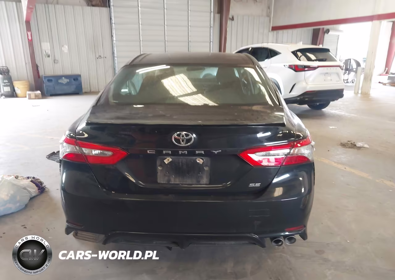 2018 Toyota Camry Se VIN:4T1B11HK2JU585123 - 16