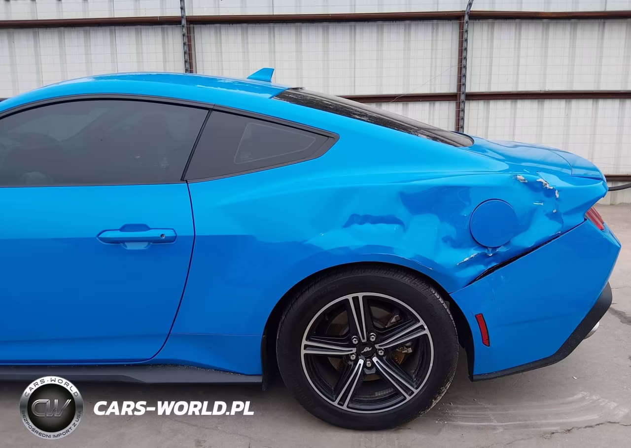 2024 Ford Mustang Ecoboost Premium Fastback VIN:1FA6P8TH1R5136245 - 18
