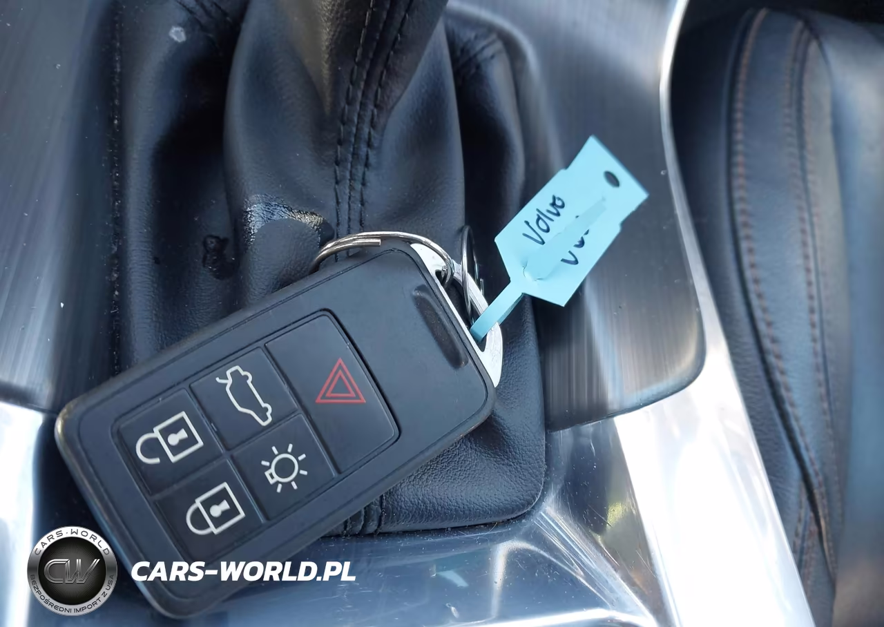 2016 Volvo V60 Cross Country T5 VIN:YV4612HK7G1013323 - 11