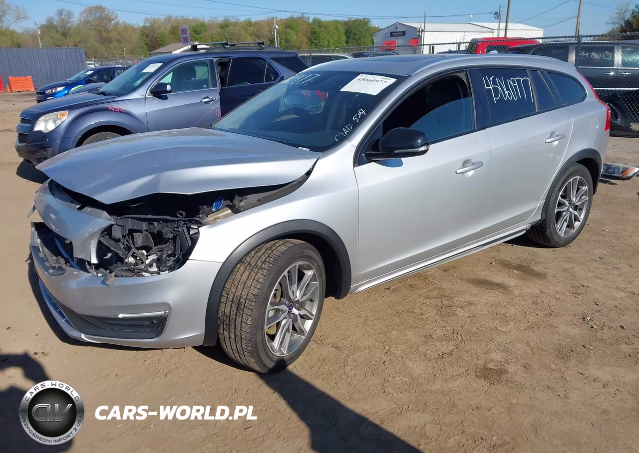 2016 Volvo V60 Cross Country T5 VIN:YV4612HK7G1013323 - 2