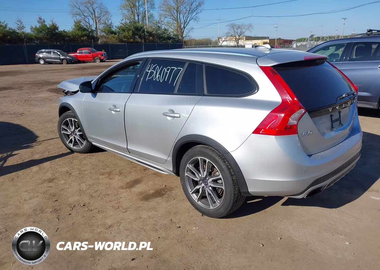 2016 Volvo V60 Cross Country T5 VIN:YV4612HK7G1013323 - 3