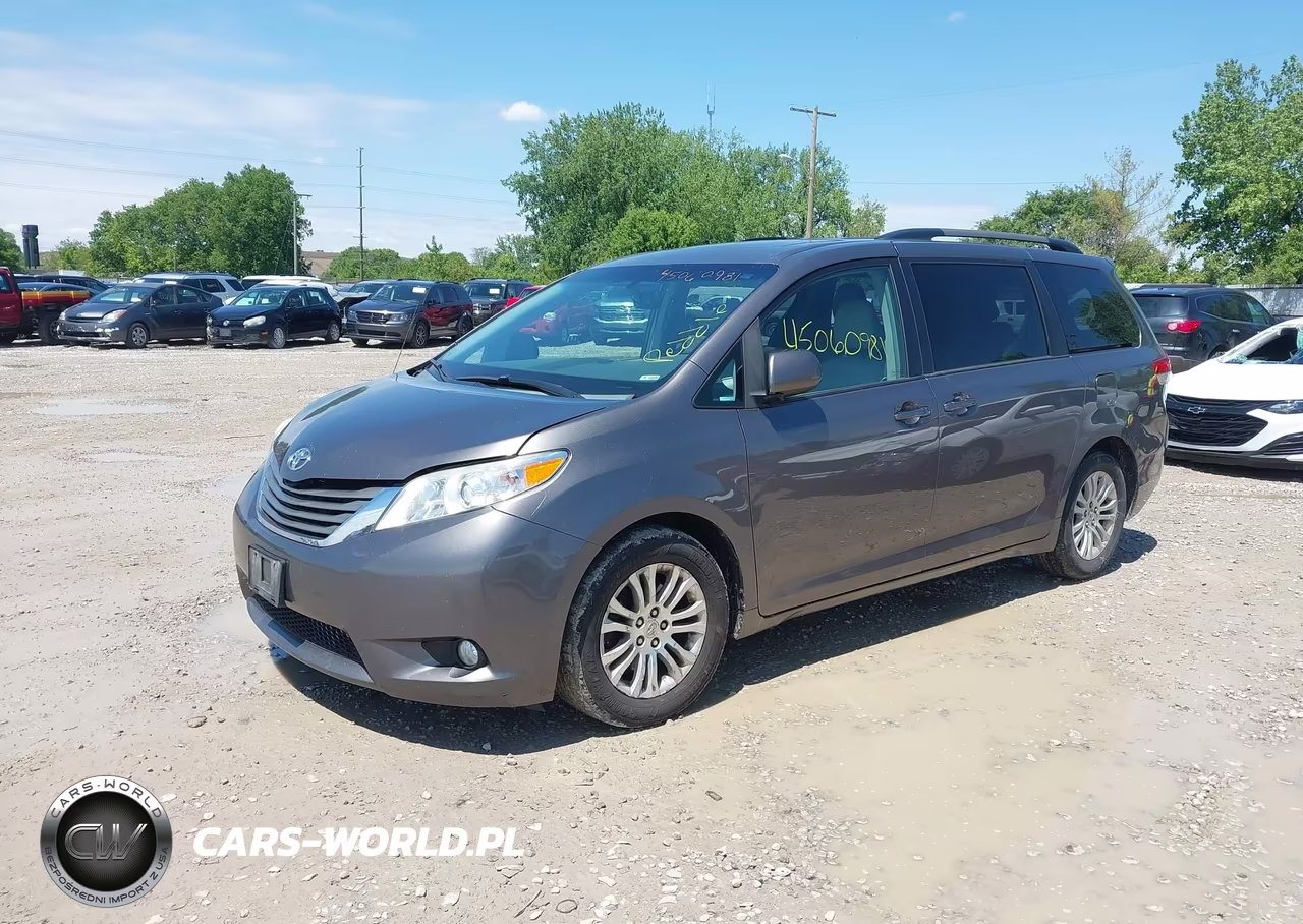 2014 Toyota Sienna Xle V6 8 Passenger VIN:5TDYK3DCXES507849 - 2