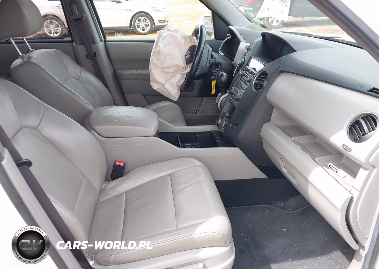 2012 Honda Pilot Touring VIN:5FNYF3H98CB041746 - 5