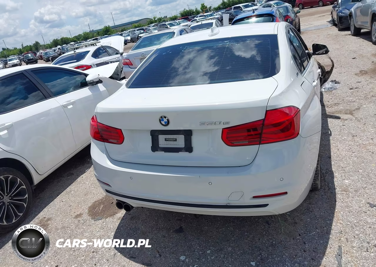 2017 BMW 330E Iperformance VIN:WBA8E1C55HK480003 - 15