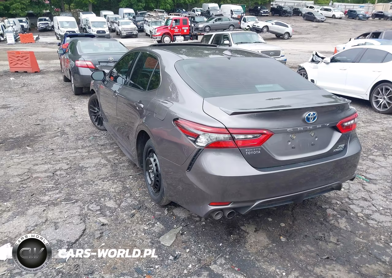 2024 Toyota Camry Hybrid Xse VIN:4T1K31AKXRU070662 - 3