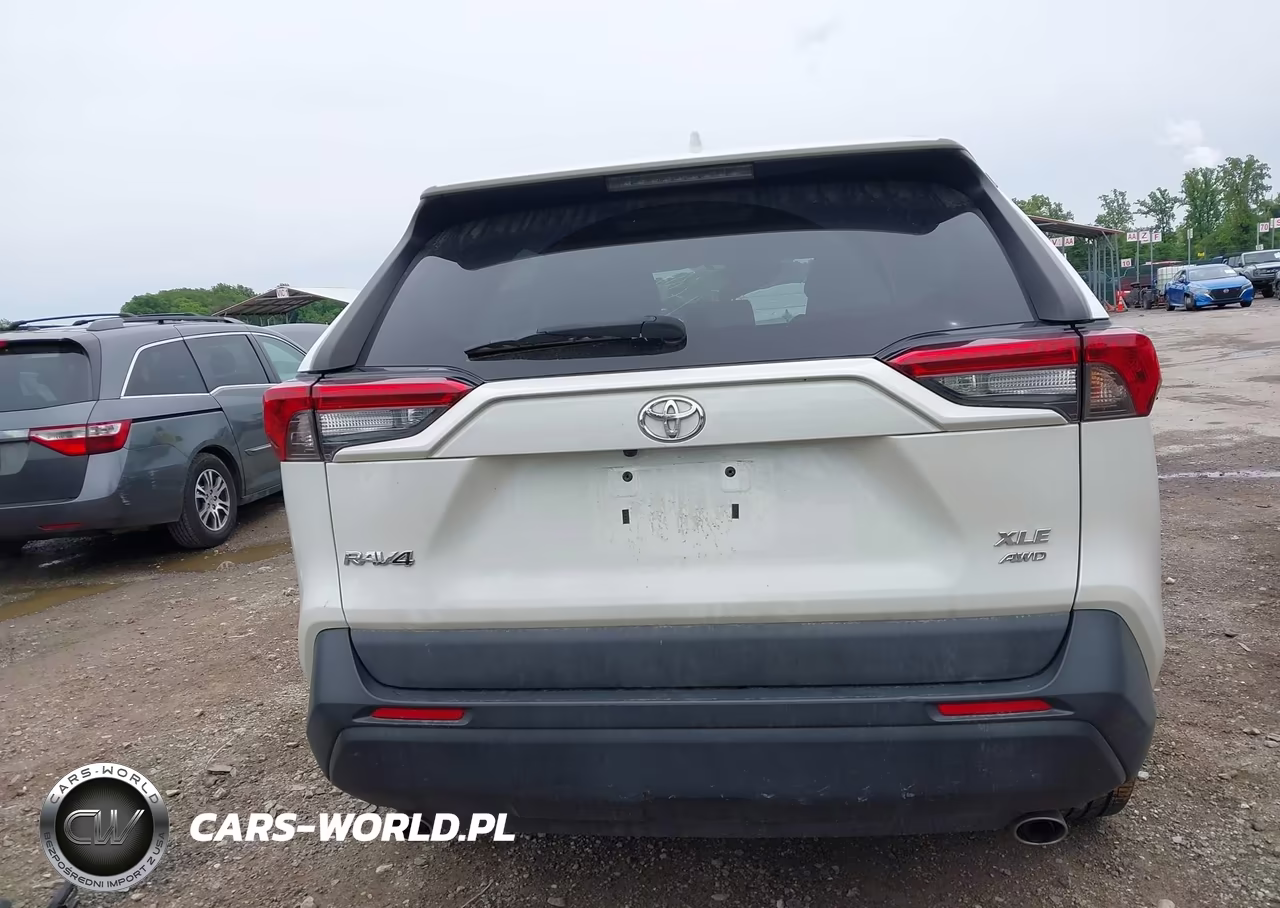 2021 Toyota Rav4 Xle Premium VIN:2T3A1RFVXMW165158 - 17