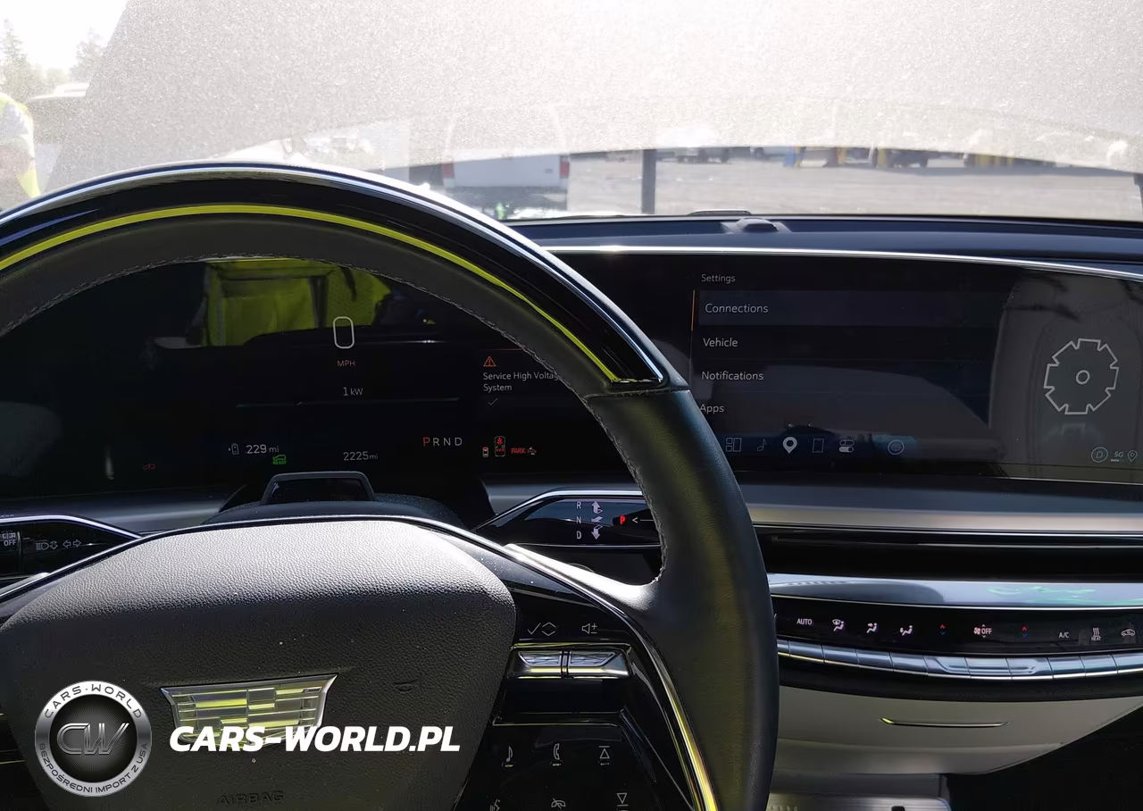 2025 Cadillac Lyriq Luxury 2 Rwd VIN:1GYKPRRL0SZ300877 - 19