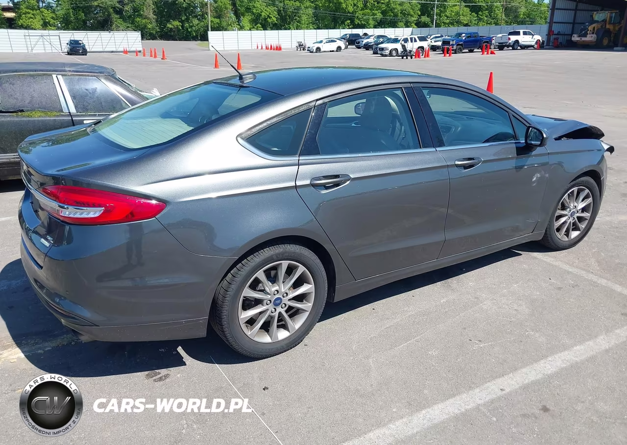 2017 Ford Fusion Se VIN:3FA6P0HD3HR371961 - 4