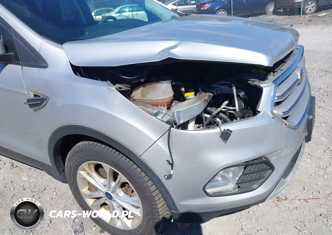 2019 Ford Escape Se VIN:1FMCU9GD9KUC18105 - 17