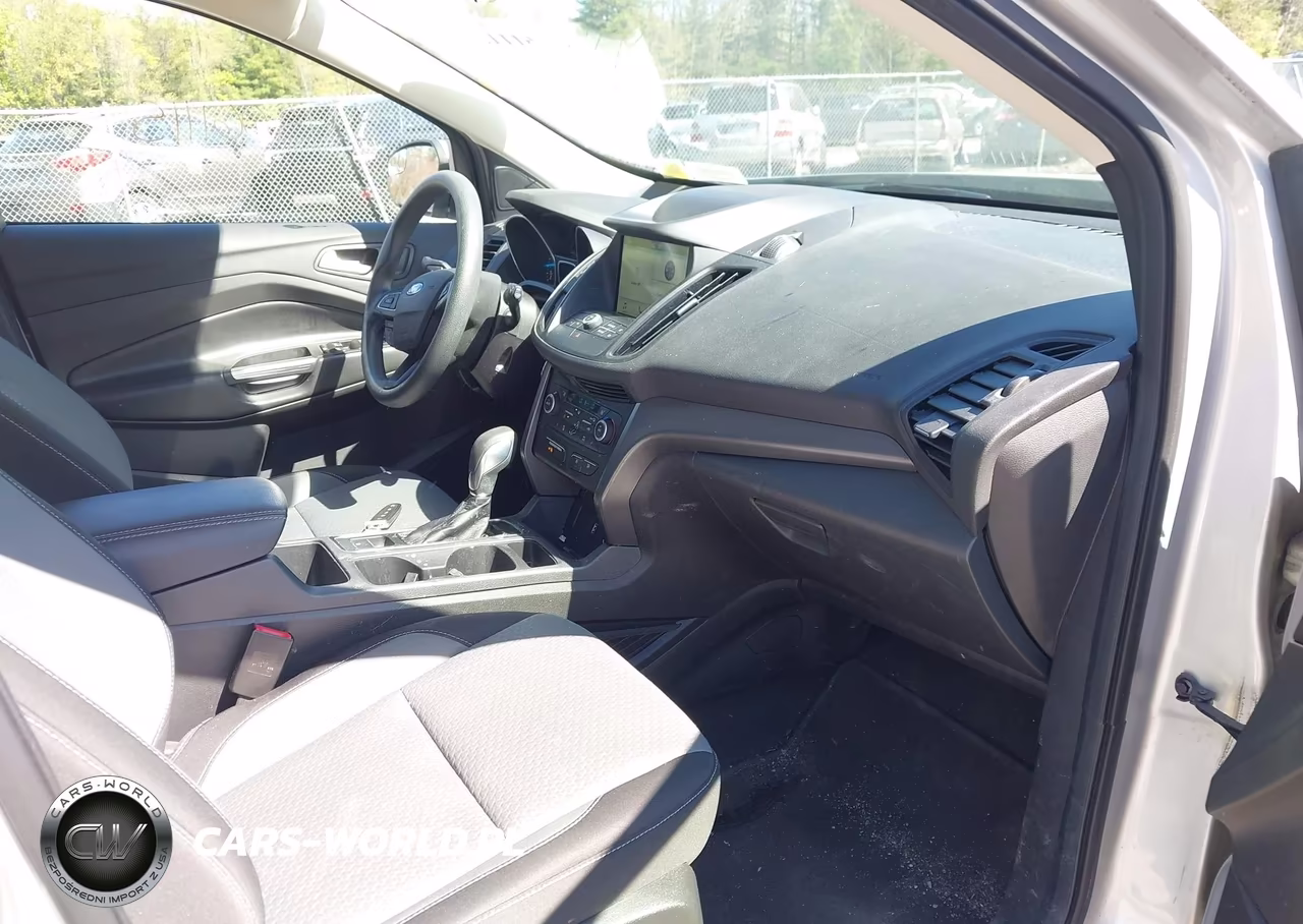 2019 Ford Escape Se VIN:1FMCU9GD9KUC18105 - 5