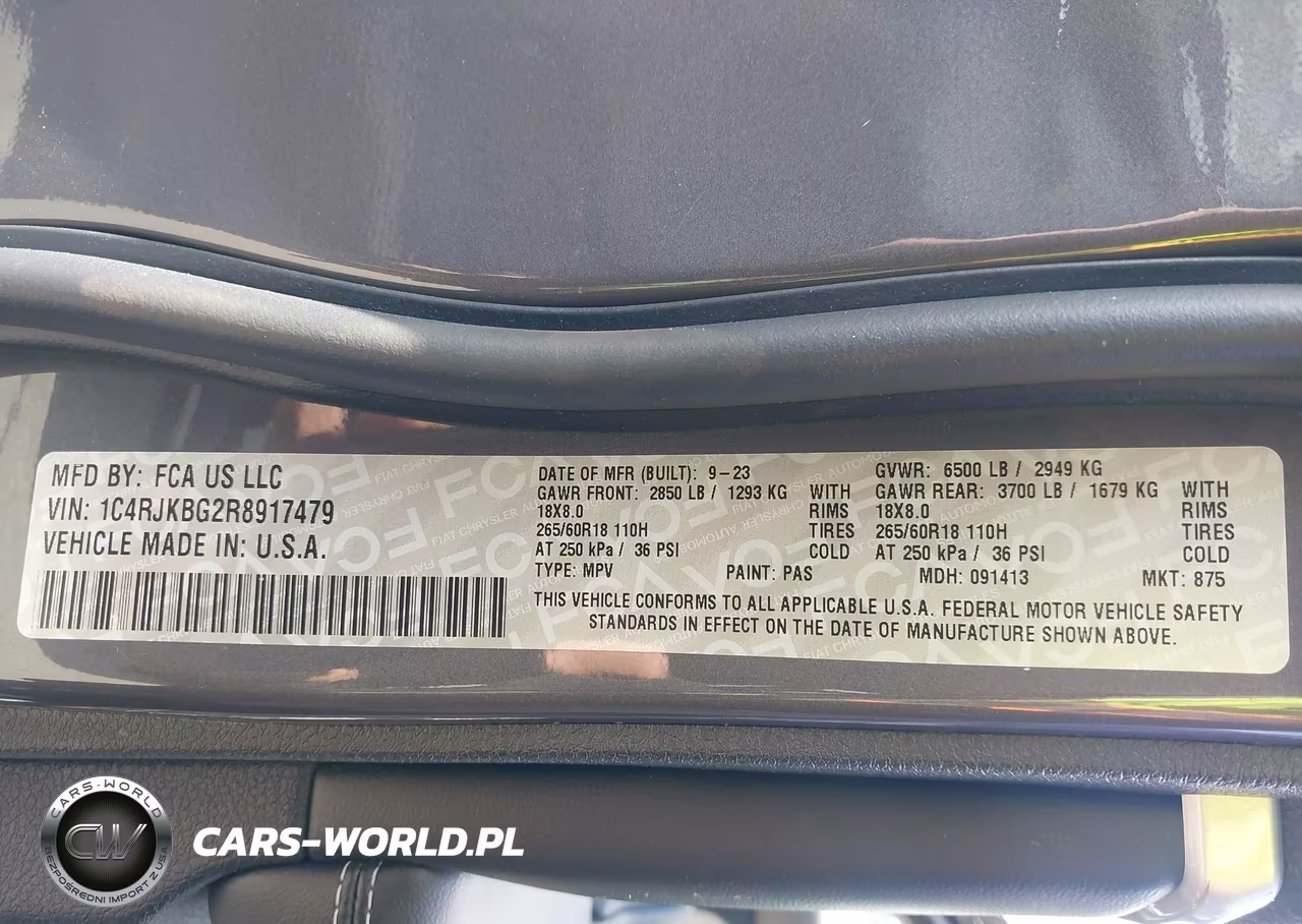 2024 Jeep Grand Cherokee L Limited 4X4 VIN:1C4RJKBG2R8917479 - 9