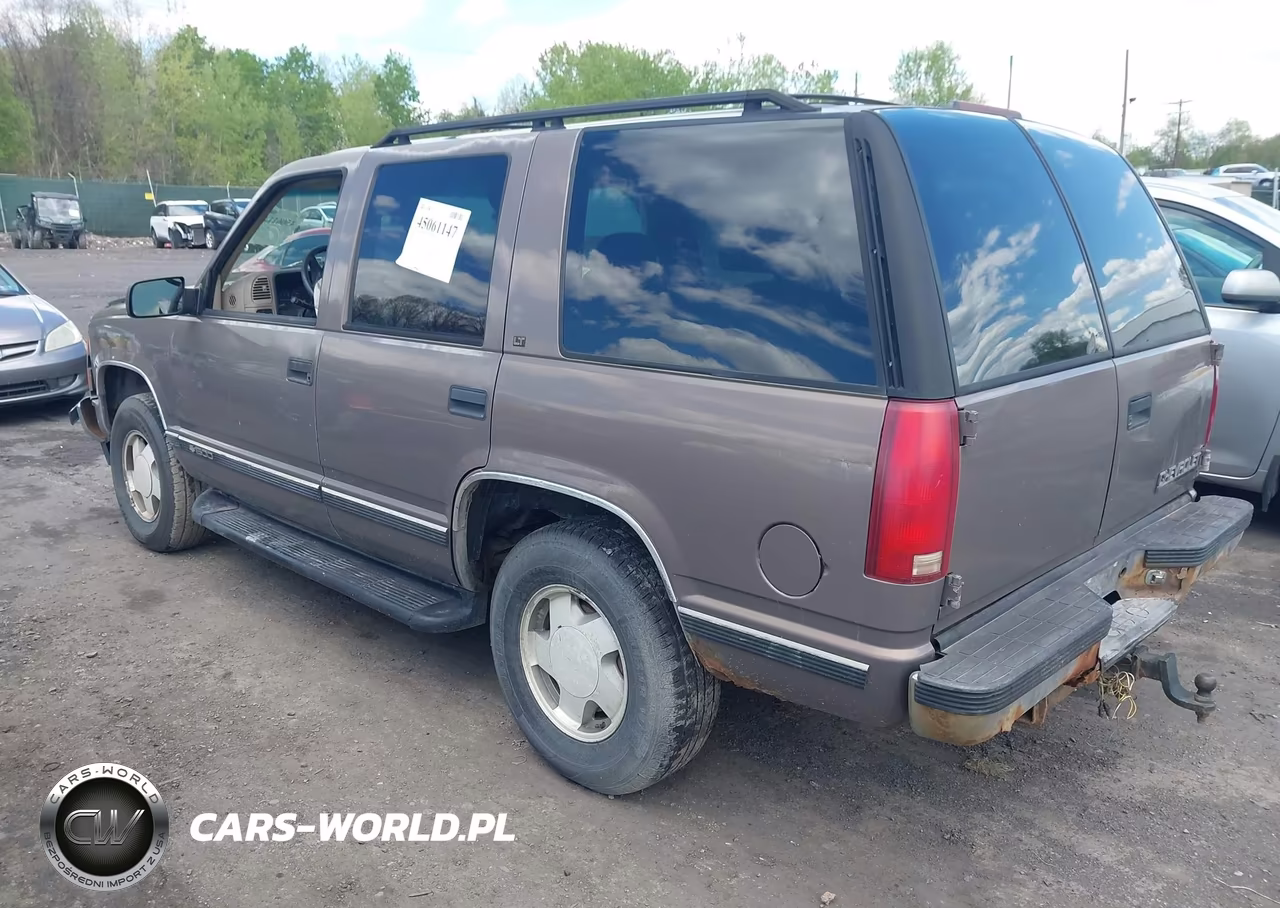 1997 Chevrolet Tahoe Ls VIN:1GNEK13R2VJ315035 - 3
