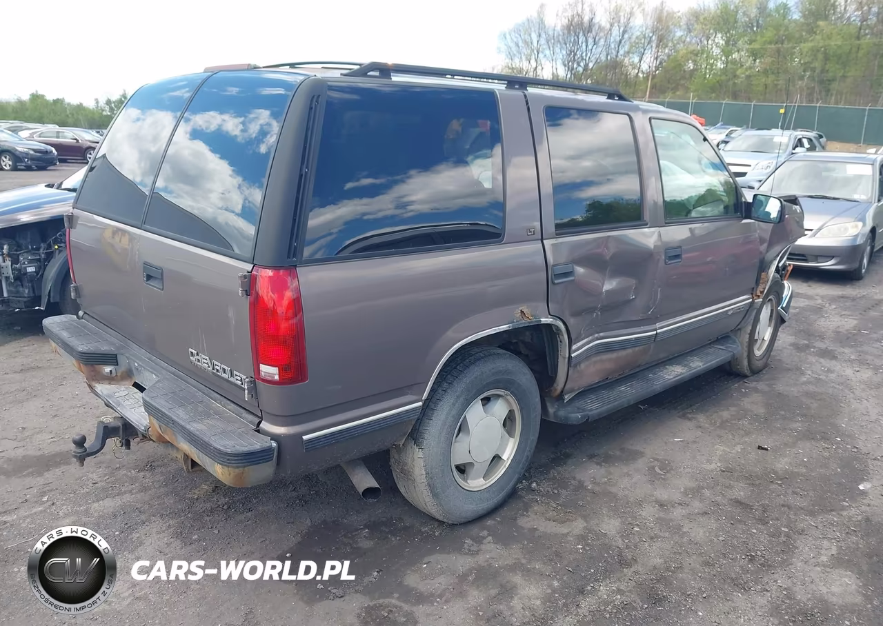 1997 Chevrolet Tahoe Ls VIN:1GNEK13R2VJ315035 - 4