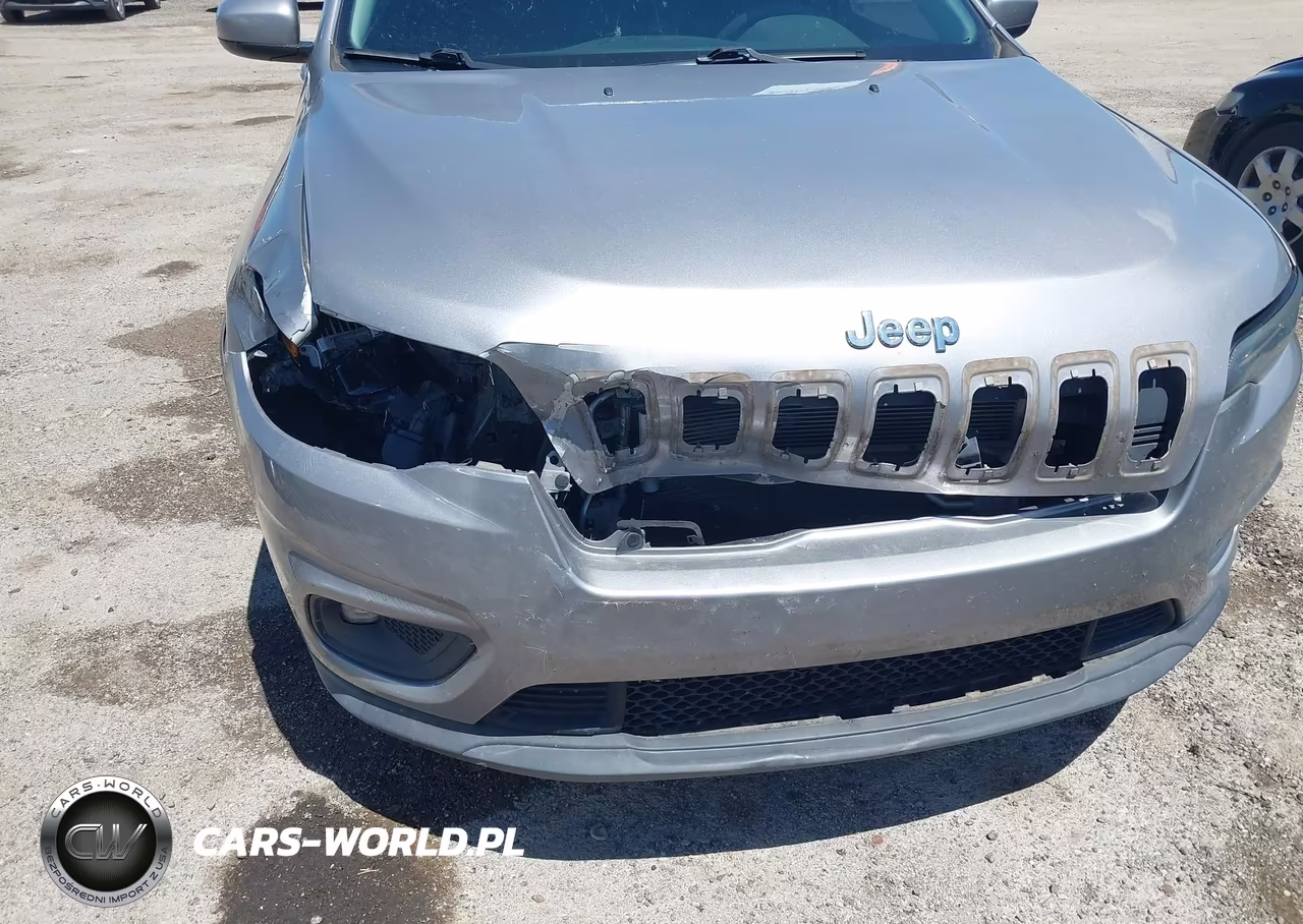 2019 Jeep Cherokee Latitude Fwd VIN:1C4PJLCBXKD114304 - 6