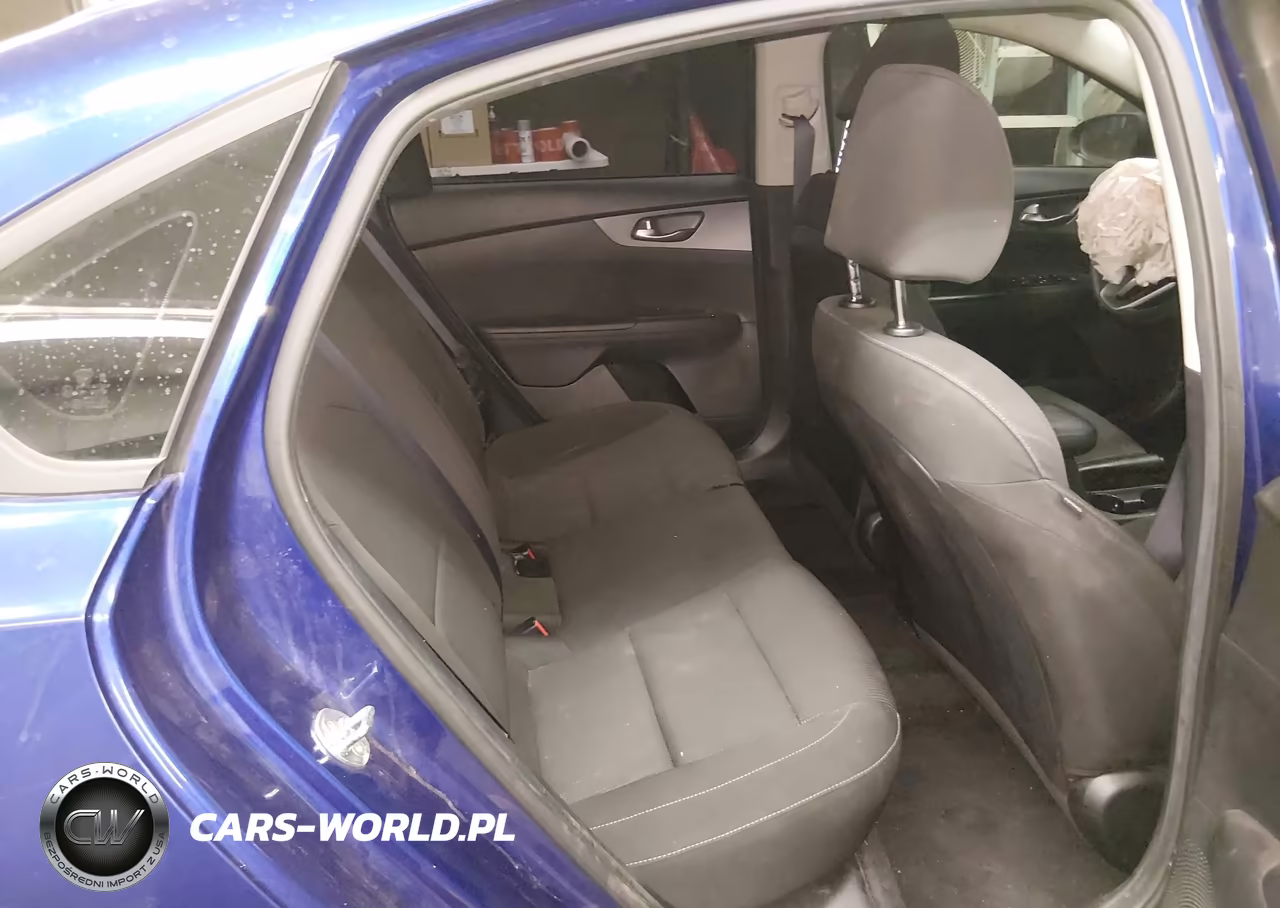 2021 Kia Forte Lxs VIN:3KPF24AD2ME268011 - 8