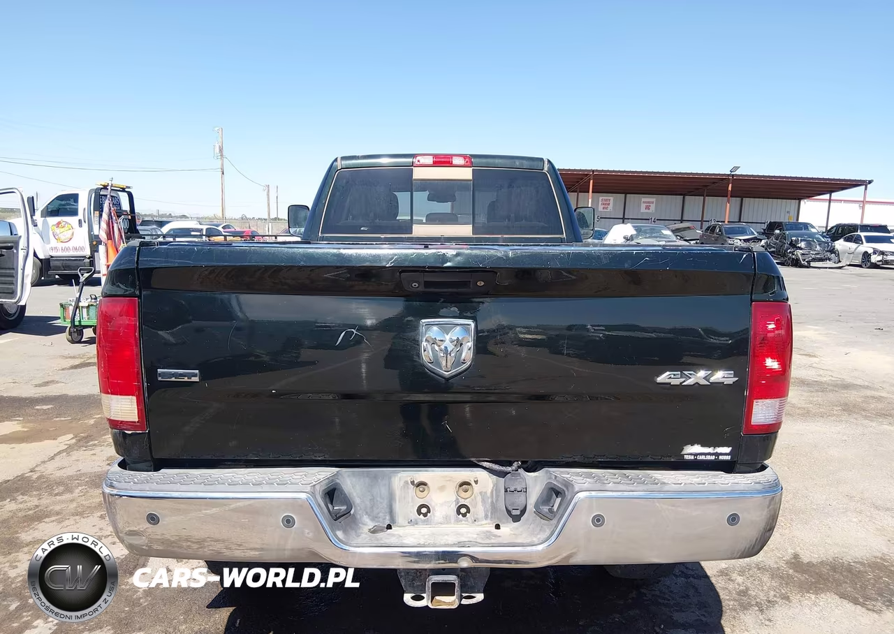 2015 Ram 2500 Slt VIN:3C6UR5JL3FG664298 - 16