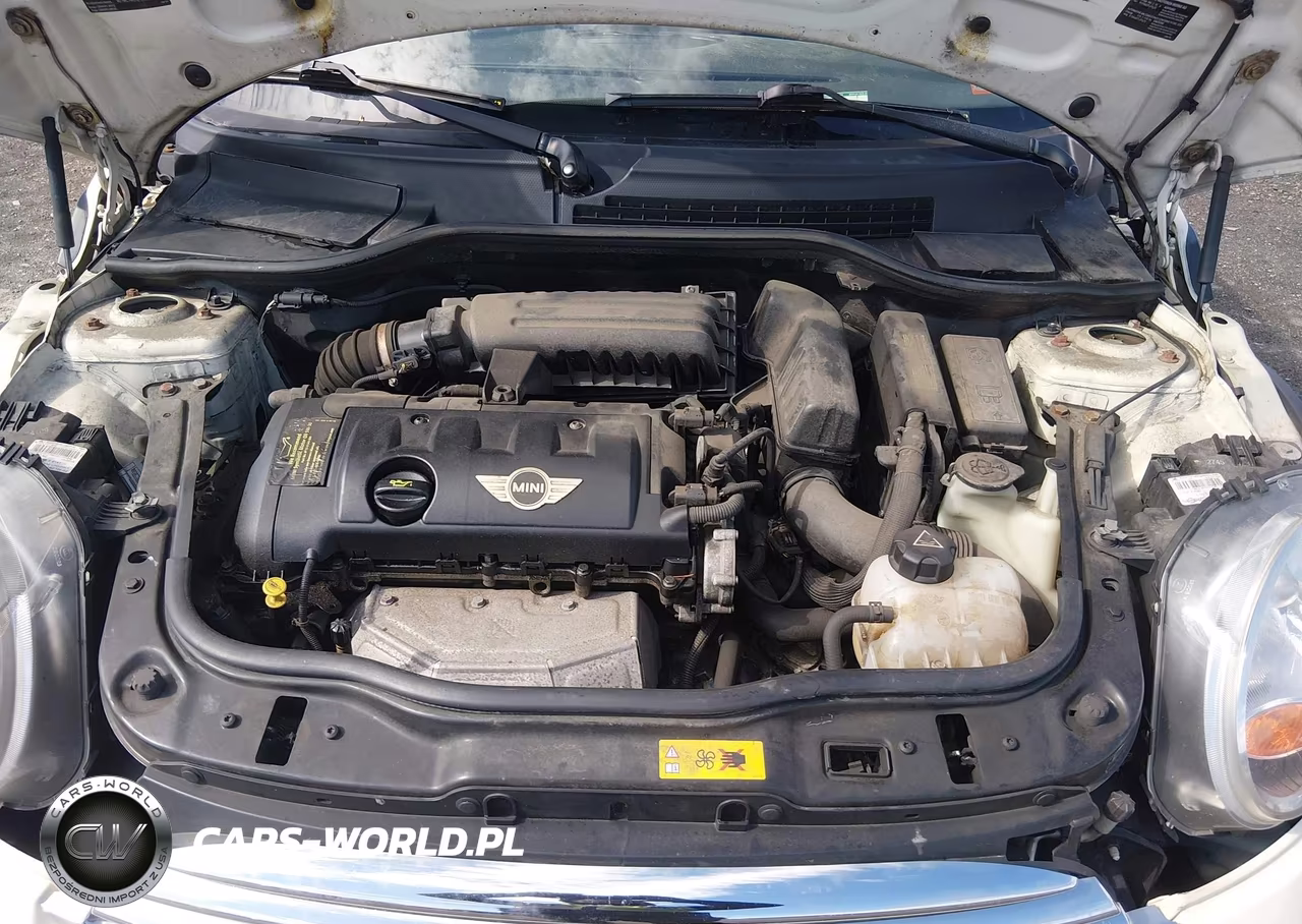 2012 Mini Cooper VIN:WMWSU3C5XCT260475 - 10