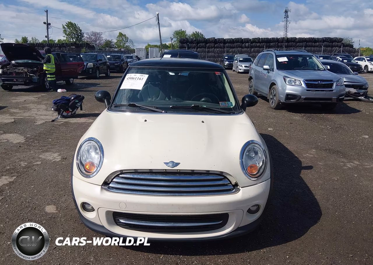 2012 Mini Cooper VIN:WMWSU3C5XCT260475 - 12