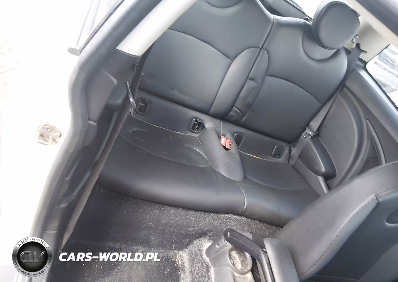 2012 Mini Cooper VIN:WMWSU3C5XCT260475 - 8