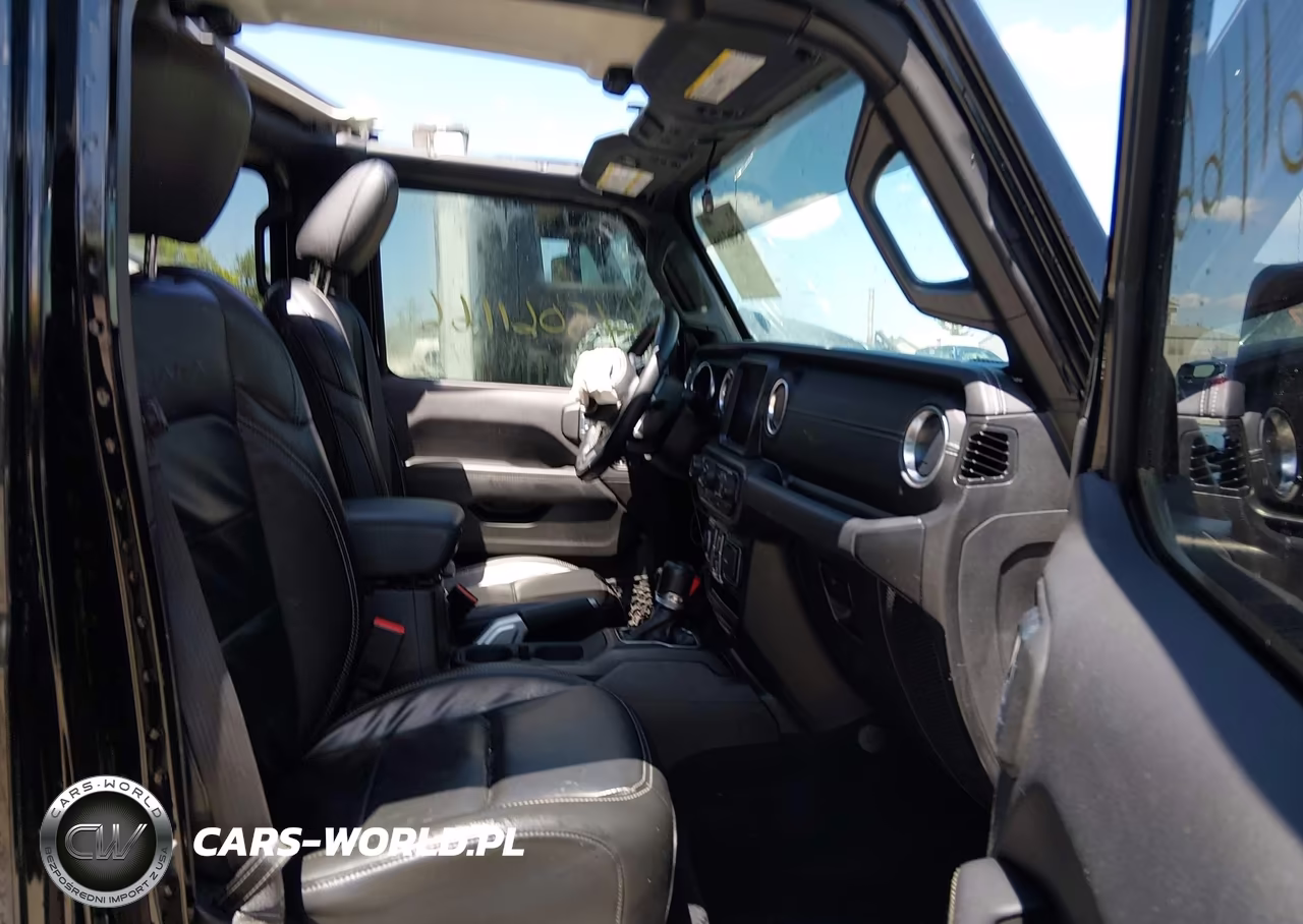2022 Jeep Wrangler Unlimited Sahara 4X4 VIN:1C4HJXEG5NW197380 - 5