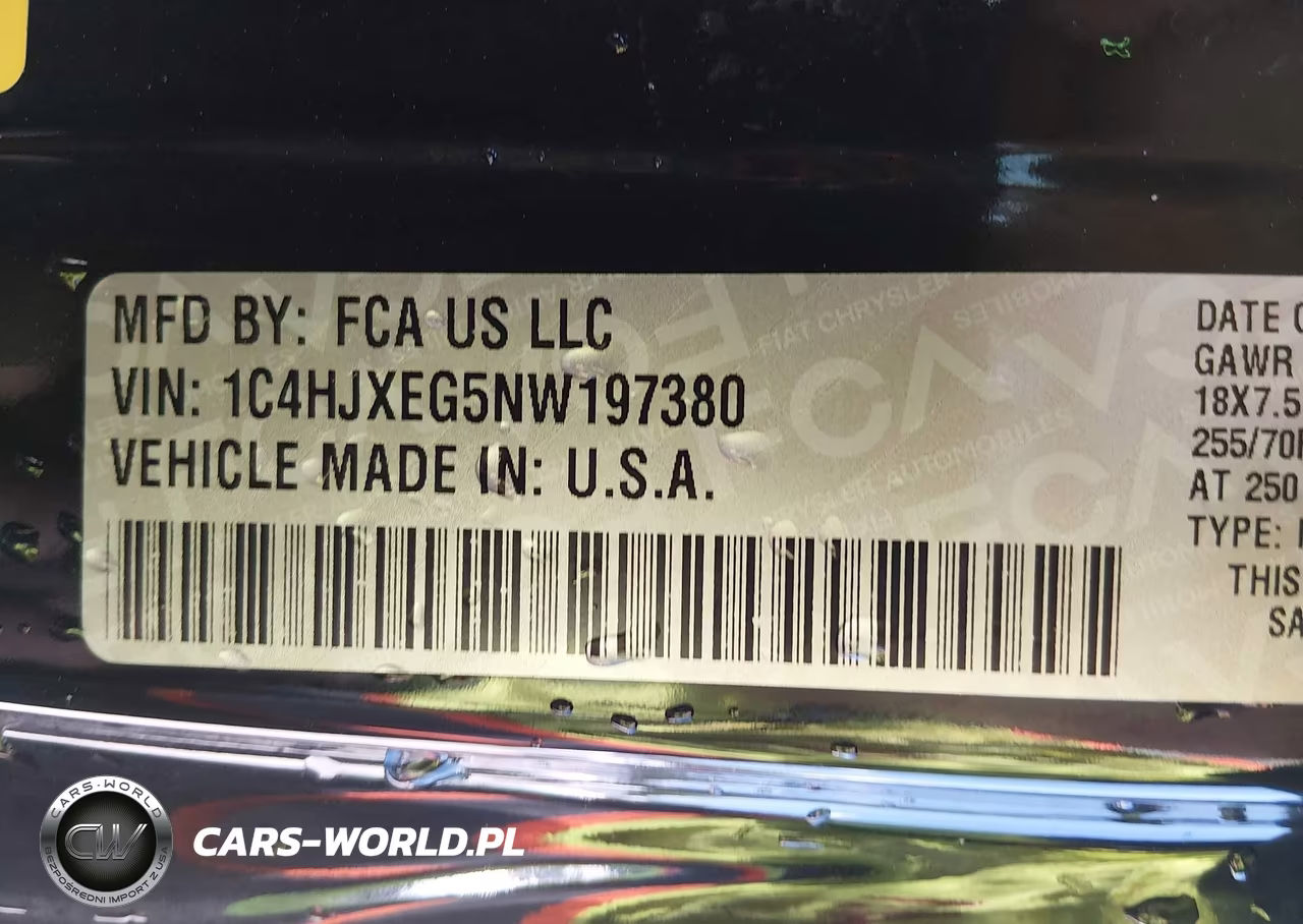 2022 Jeep Wrangler Unlimited Sahara 4X4 VIN:1C4HJXEG5NW197380 - 9
