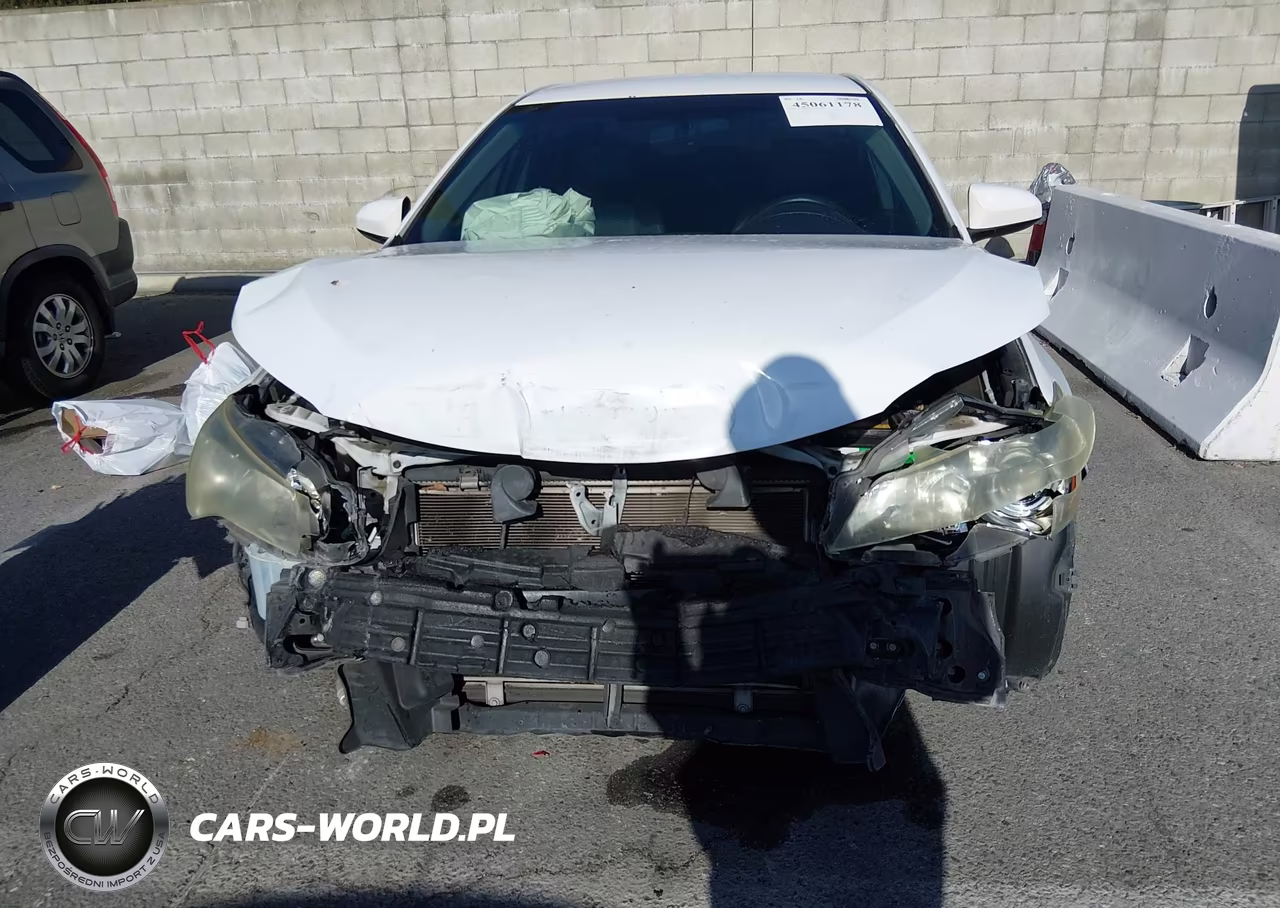 2015 Toyota Camry Se VIN:4T1BF1FK9FU033811 - 12