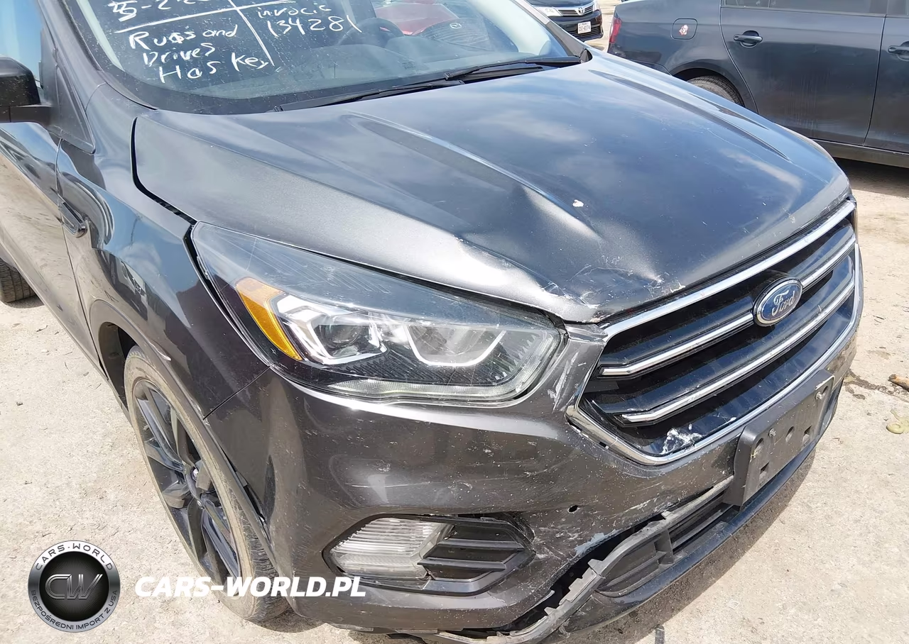 2017 Ford Escape Se VIN:1FMCU0GD1HUC31516 - 6