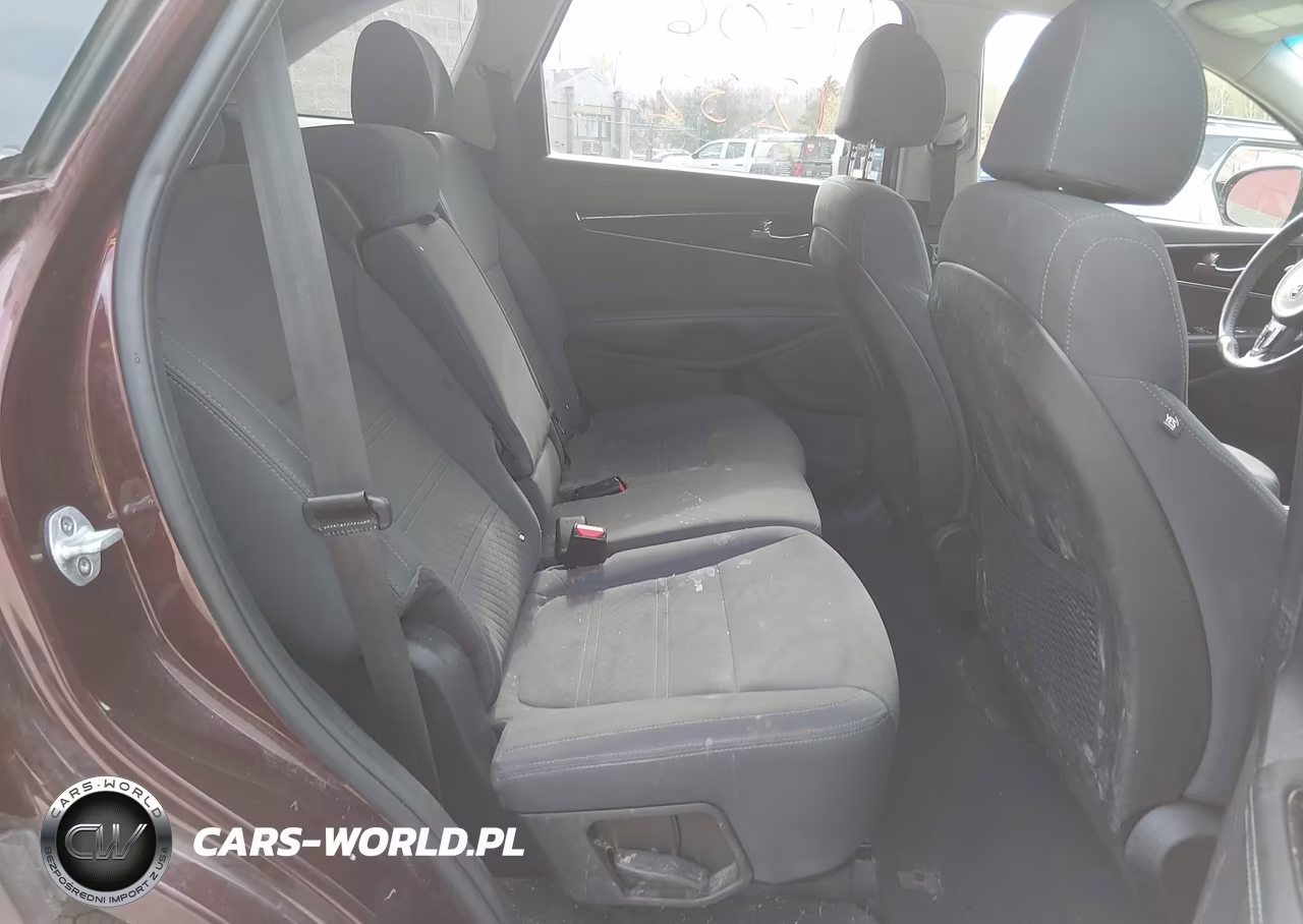 2018 Kia Sorento 3.3L Lx VIN:5XYPGDA54JG421999 - 8