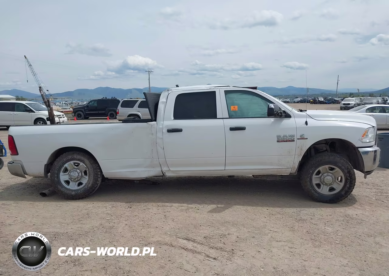 2016 Ram 3500 Tradesman VIN:3C63R3GL7GG208555 - 14