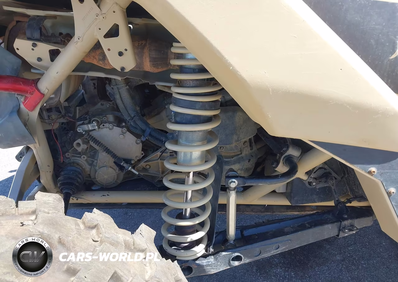 2022 Can-Am Maverick X3 X Rs Turbo Rr VIN:3JBVXAV46NE000475 - 8