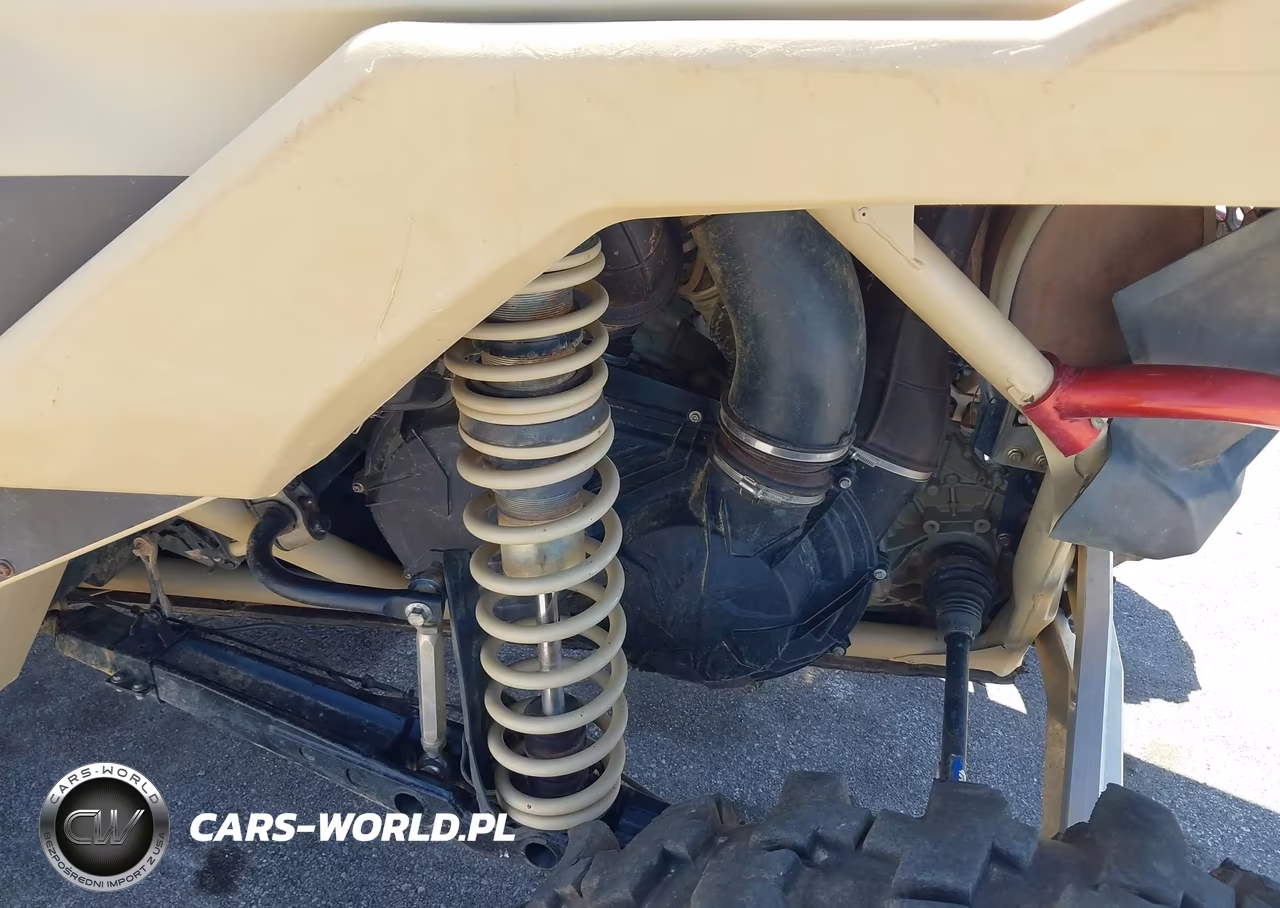 2022 Can-Am Maverick X3 X Rs Turbo Rr VIN:3JBVXAV46NE000475 - 9