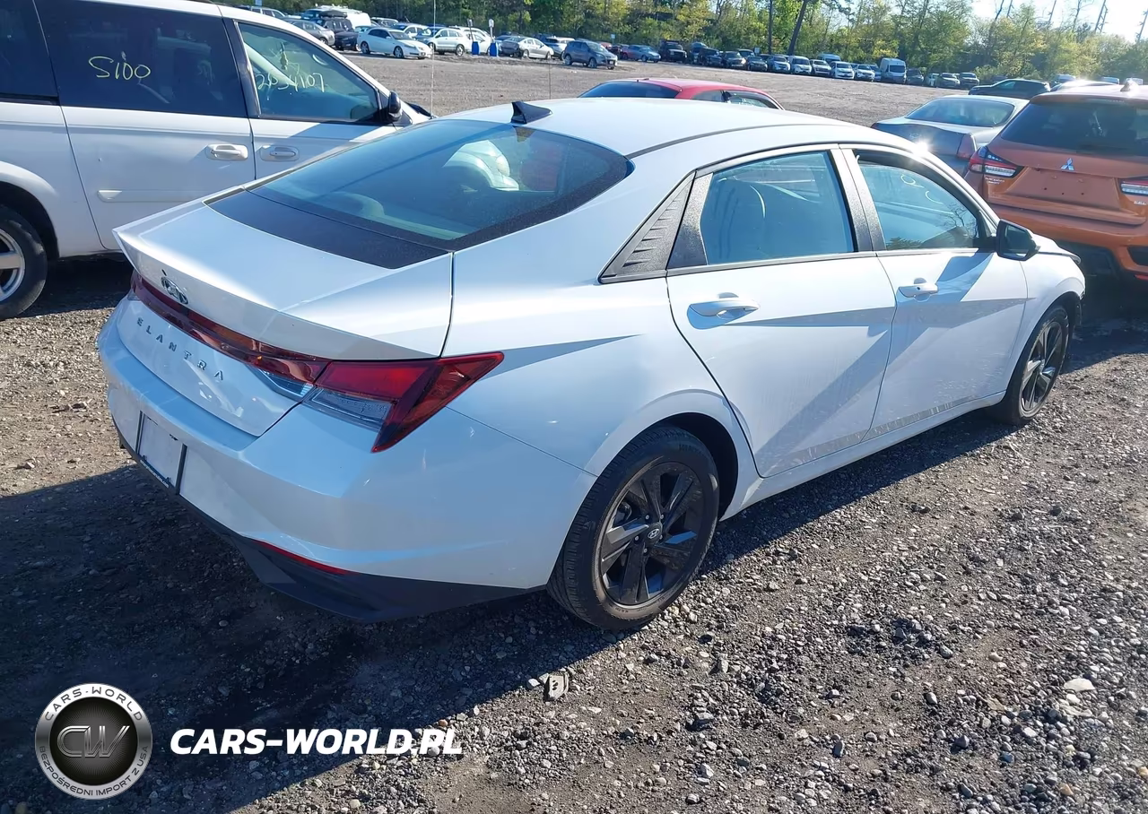 2023 Hyundai Elantra Sel VIN:5NPLM4AG4PH104394 - 4