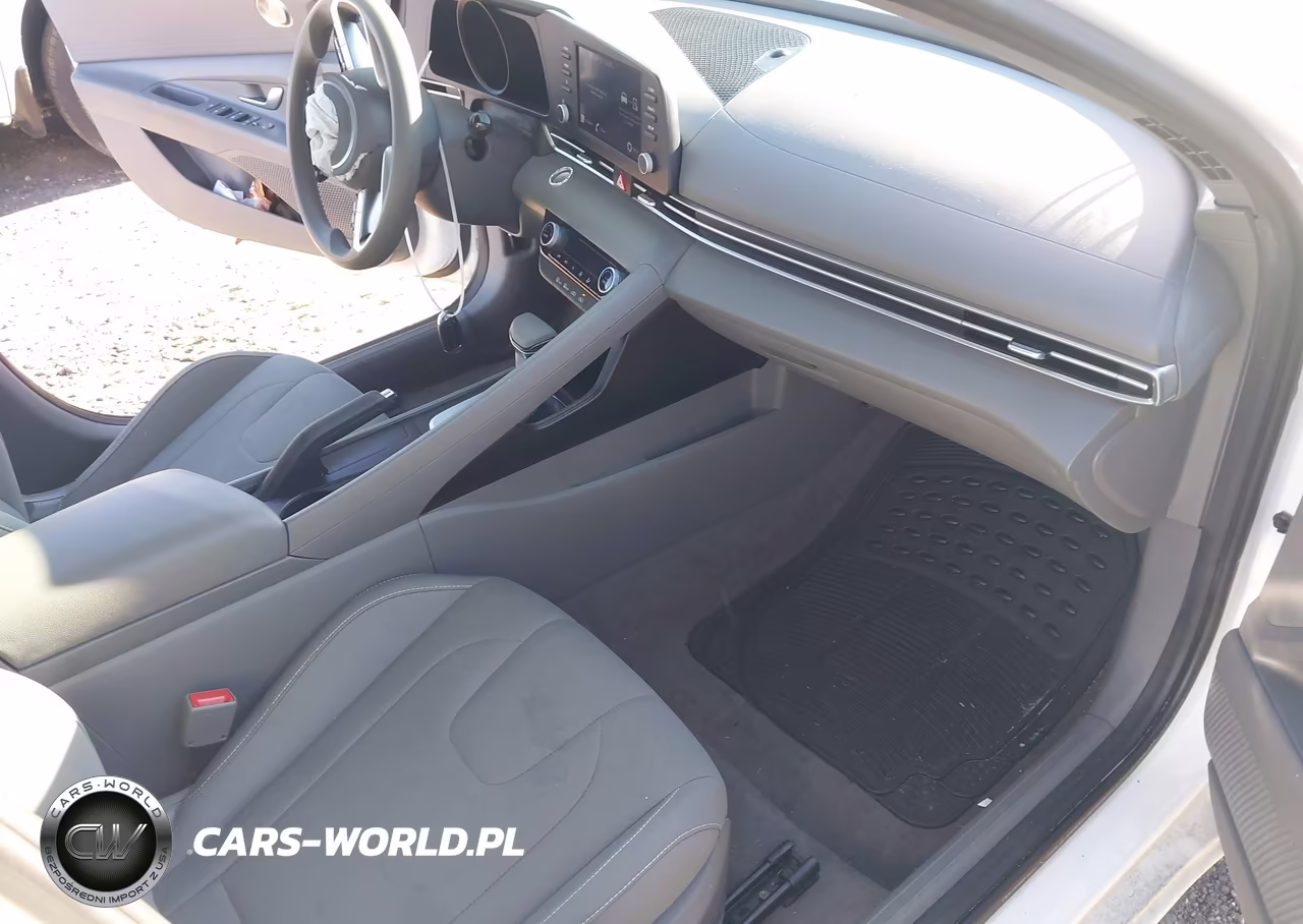 2023 Hyundai Elantra Sel VIN:5NPLM4AG4PH104394 - 5