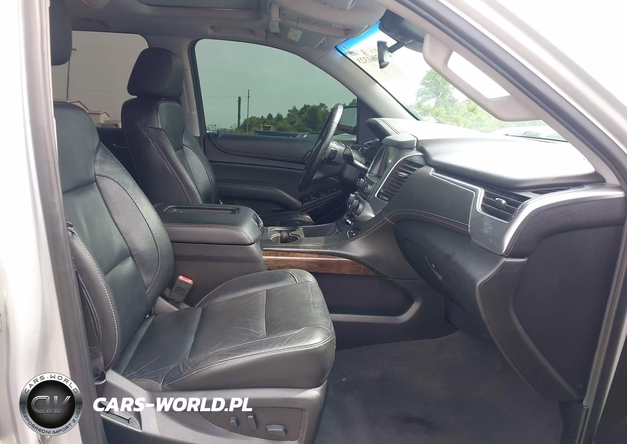 2019 Chevrolet Suburban Lt VIN:1GNSCHKC7KR237287 - 5