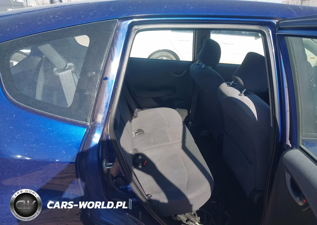 2012 Honda Fit VIN:JHMGE8H35CC008173 - 8