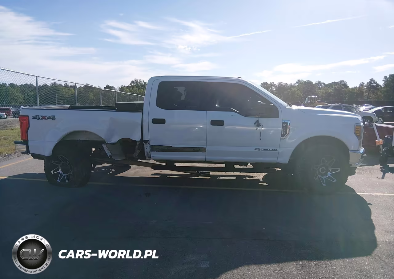 2019 Ford F-250 Xlt VIN:1FT7W2BT0KEE35977 - 13