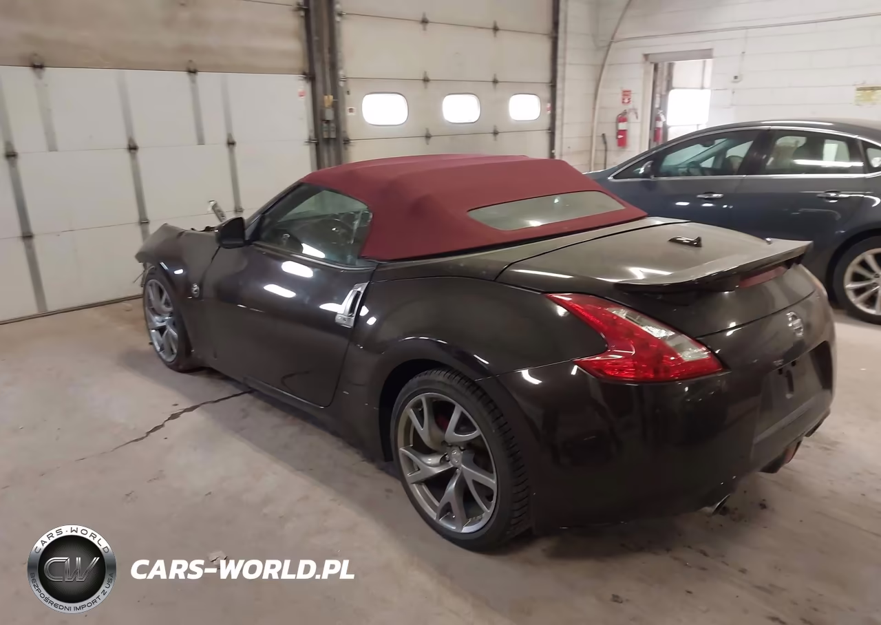 2014 Nissan 370Z Touring VIN:JN1AZ4FH2EM621175 - 3