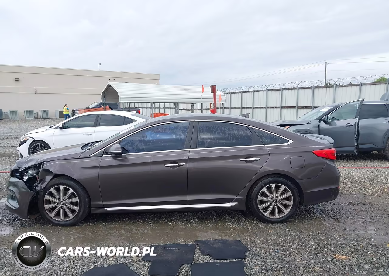 2017 Hyundai Sonata Limited VIN:5NPE34AF2HH558728 - 14