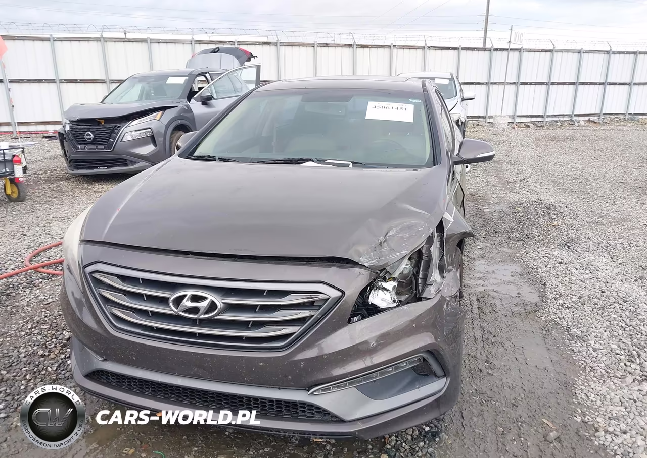 2017 Hyundai Sonata Limited VIN:5NPE34AF2HH558728 - 6